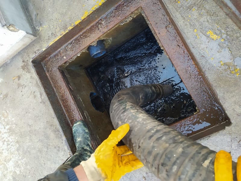 Yağ Tutucu Temizleme